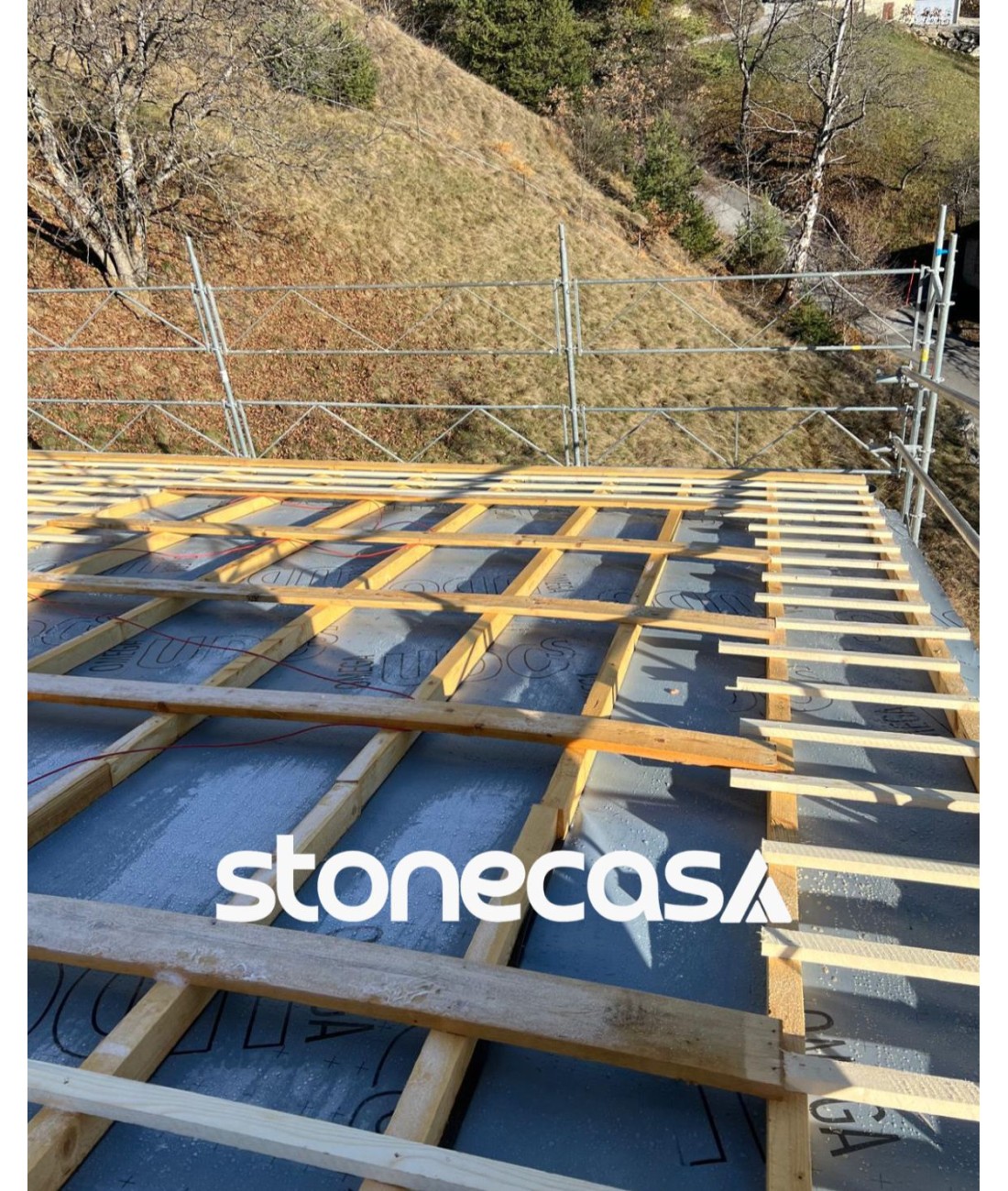 Base de madeira para instalação de telhas de ardósia natural madeiramento de telhado preparado para telhas de ardósia